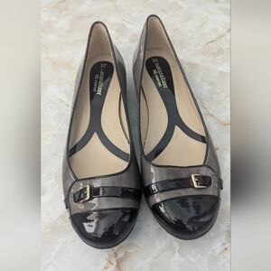 Naturalizer Woman's Patent Leather  Flats Buckle Detail‎ Size  7.5